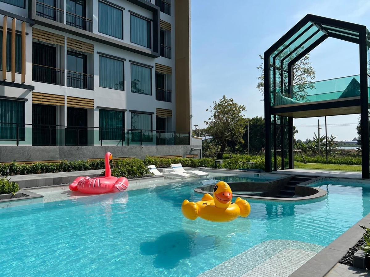 Crystal Srivaree Suvarnabhumi Hotel Ban Khlong Bang Krathiam ภายนอก รูปภาพ