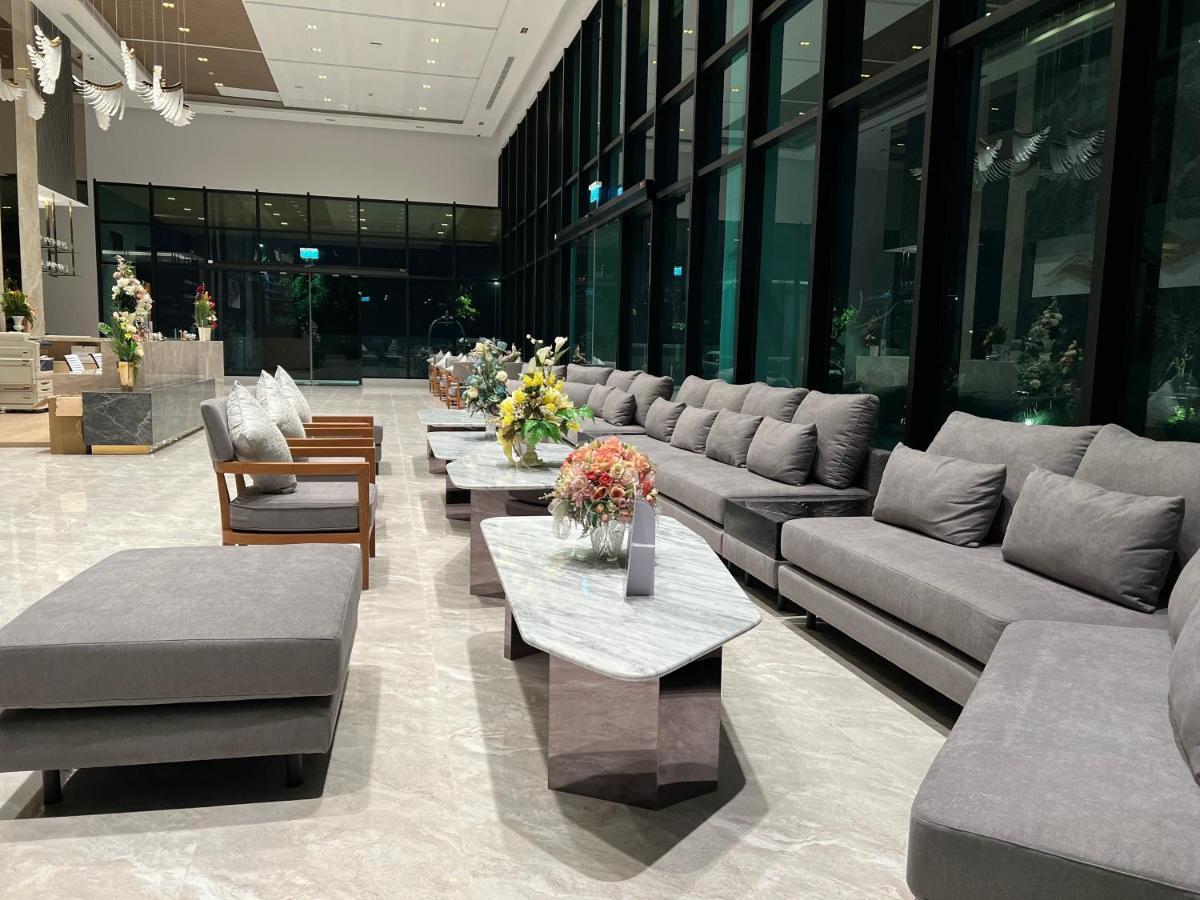 Crystal Srivaree Suvarnabhumi Hotel Ban Khlong Bang Krathiam ภายนอก รูปภาพ