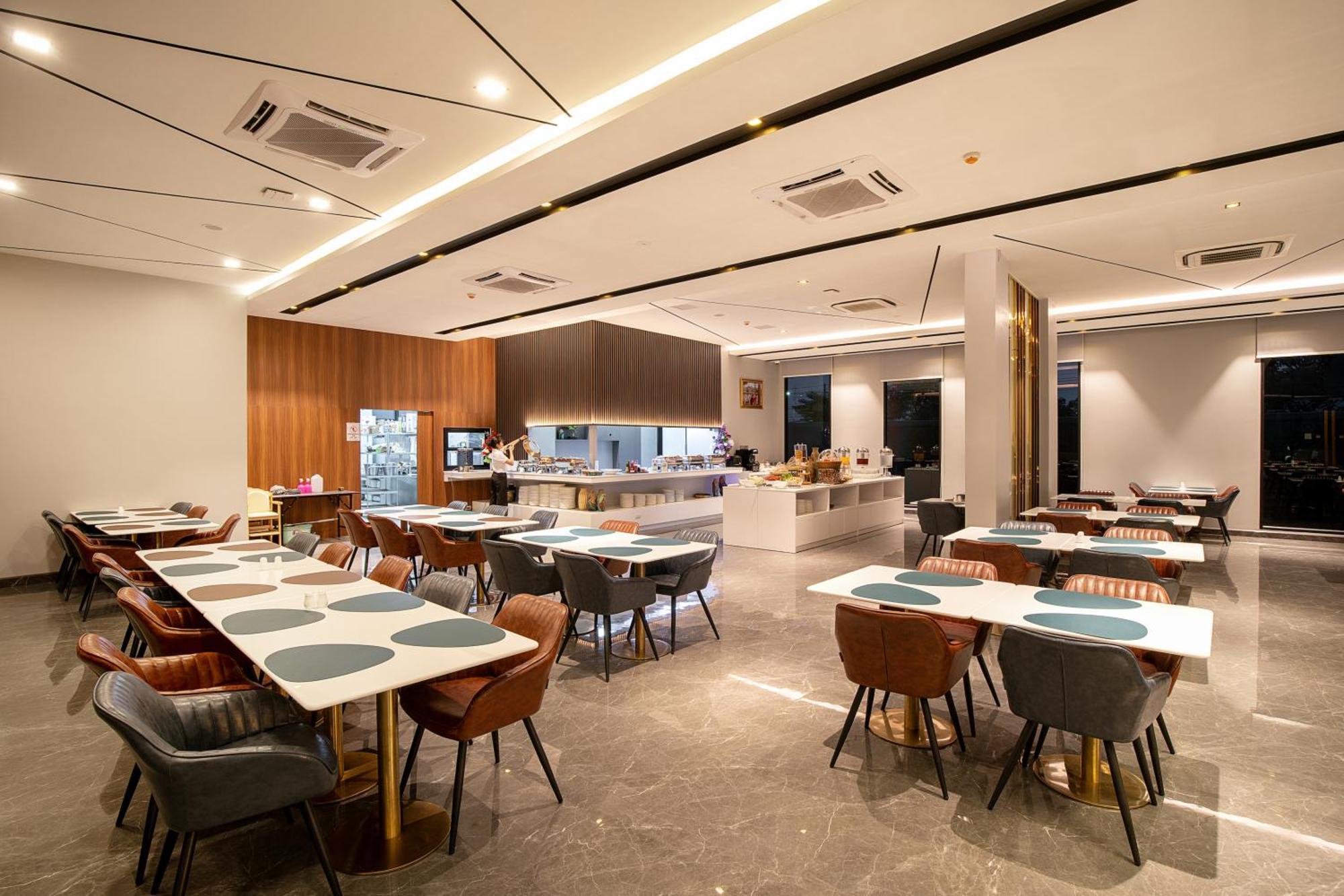 Crystal Srivaree Suvarnabhumi Hotel Ban Khlong Bang Krathiam ภายนอก รูปภาพ