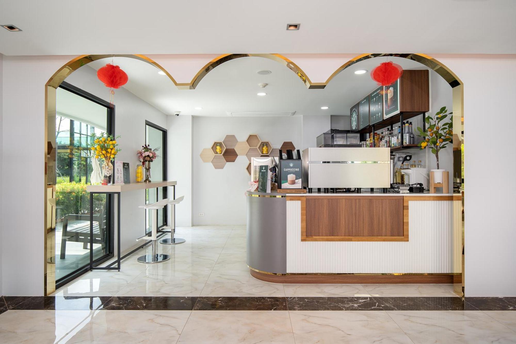 Crystal Srivaree Suvarnabhumi Hotel Ban Khlong Bang Krathiam ภายนอก รูปภาพ