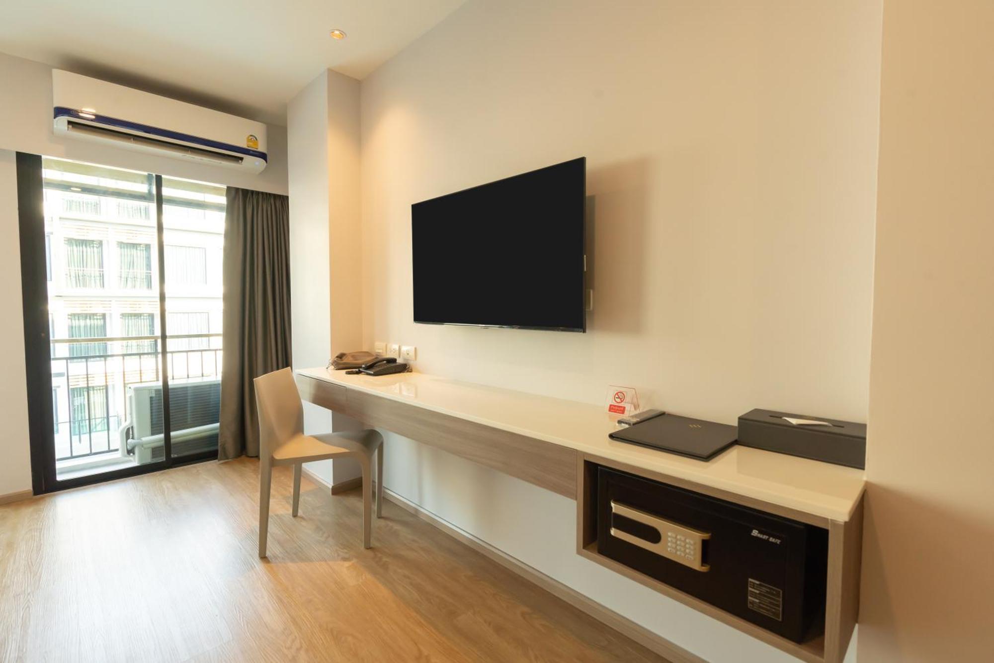 Crystal Srivaree Suvarnabhumi Hotel Ban Khlong Bang Krathiam ภายนอก รูปภาพ